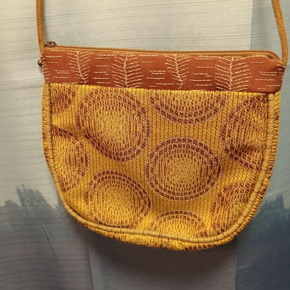 Slim Crossbody